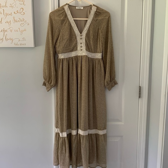In Loom Floral Border Print Midi Dress‎ Size S cream tan boho cottage core - Picture 5 of 13
